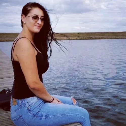 mandyrosimadel image 2